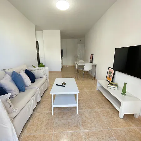 Edificio Don Diego Apartment *