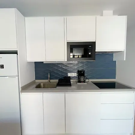 Edificio Don Diego Apartment *