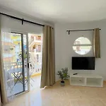 Edificio Don Diego Apartment *
