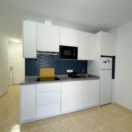 شقة Edificio Don Diego لوس كريستيانوس